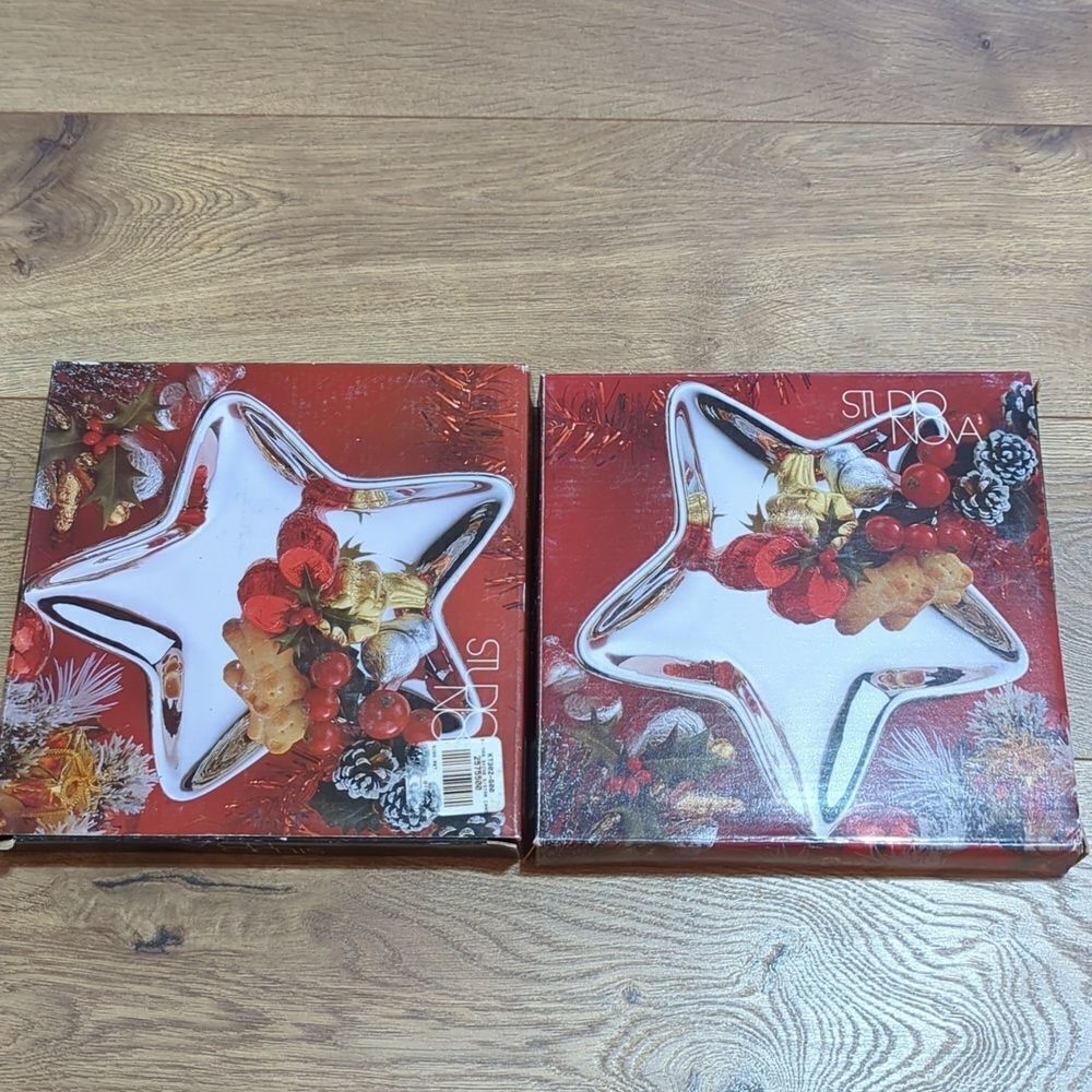 Studio Nova Christmas Shine Silver Star Metallic Candy Dish Plate (2) NWT